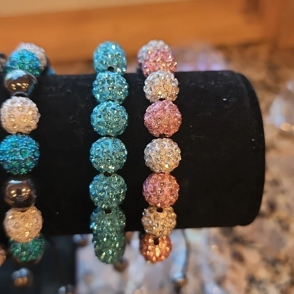 Jewelry Bundle of 5 Disco bracelets - Picture 2 of 5